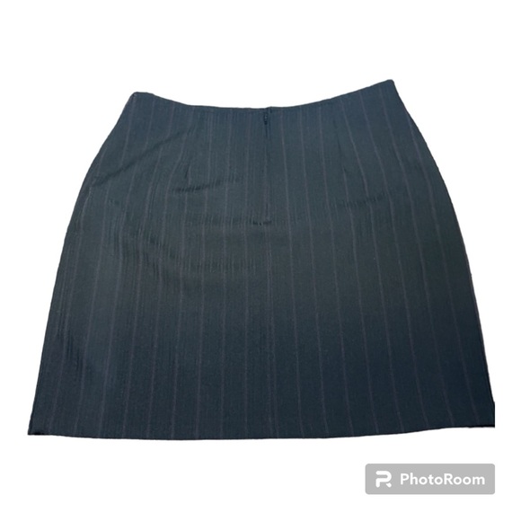 Stripped skirt - Picture 3 of 4